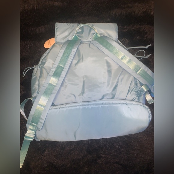 BLOGILATES BACKPACK - Picture 3 of 3